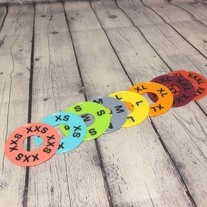 Size dividers for closet organization